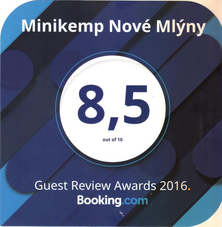U Novomlynske Nadrze Hotel Nove Mlyny Bagian luar foto