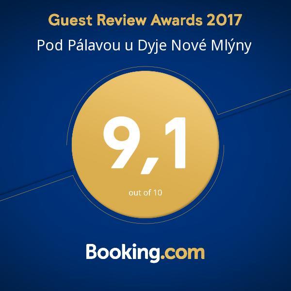 U Novomlynske Nadrze Hotel Nove Mlyny Bagian luar foto